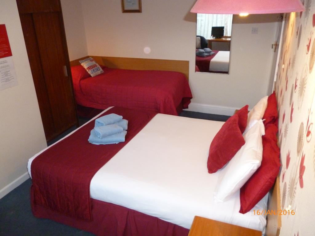 Grange Lodge Hotel - B&B Λονδίνο Δωμάτιο φωτογραφία