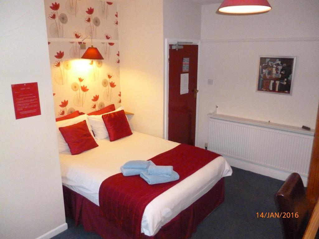 Grange Lodge Hotel - B&B Λονδίνο Δωμάτιο φωτογραφία