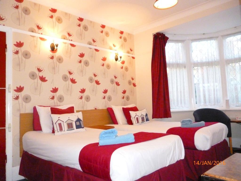 Grange Lodge Hotel - B&B Λονδίνο Δωμάτιο φωτογραφία